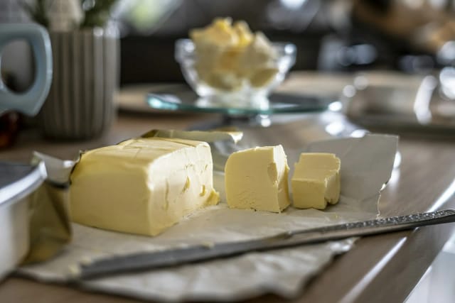 AOVE vs mantequilla: ¿qué grasa es mejor para tu salud?